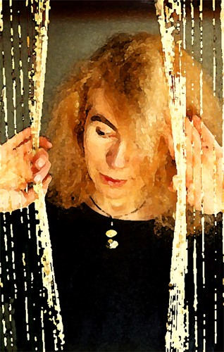 Nina's unique artistic perception and ability elevated the craft of gobelins (tapestry) to a higher artistic level.
